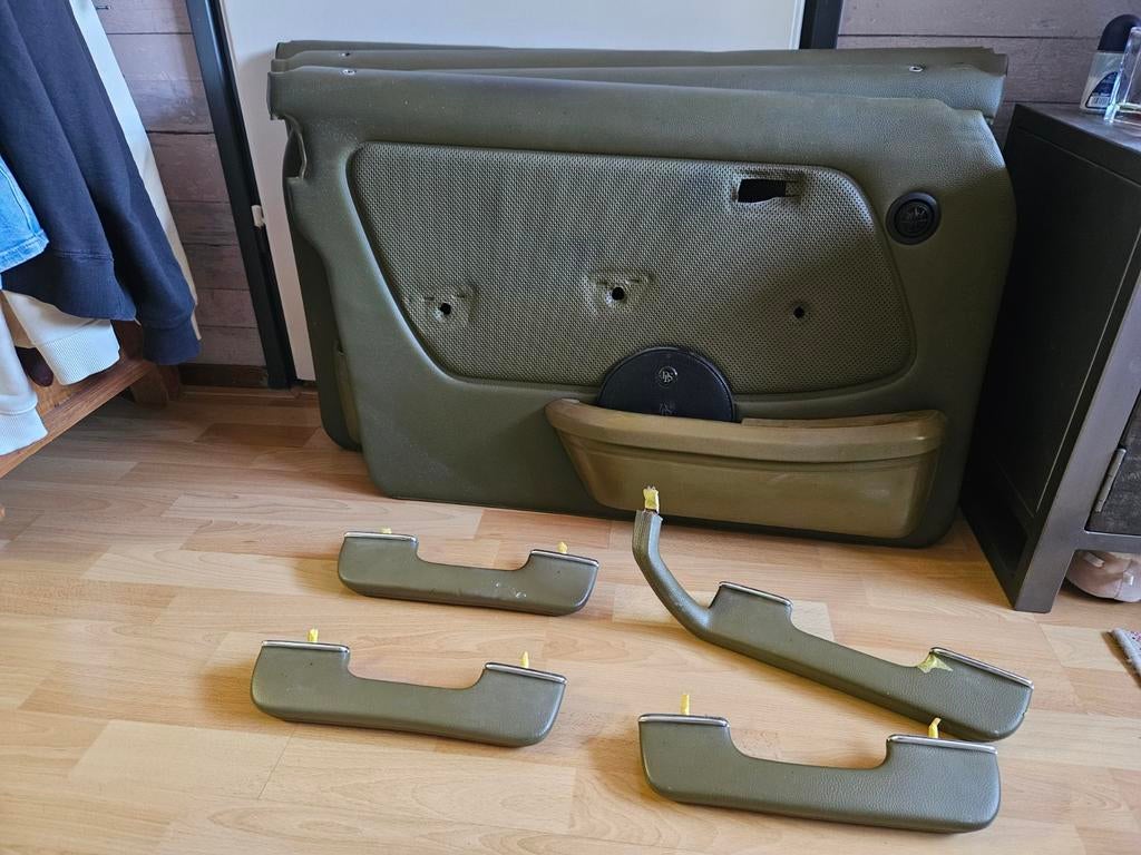 Mercedes W123 Sedan Deurpanelen + Handgrepen Groen (1977), Auto-onderdelen, Interieur en Bekleding, Ophalen, Gebruikt, Mercedes-Benz