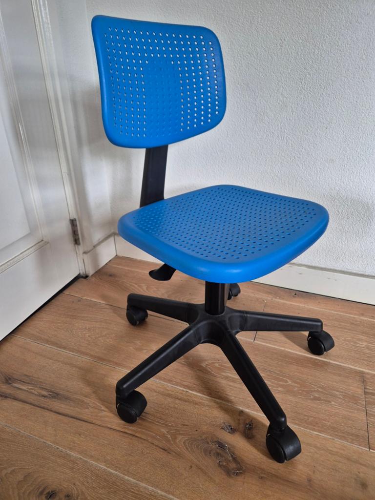 Blauwe kinder bureaustoel, Ophalen of Verzenden, Gebruikt, Blauw