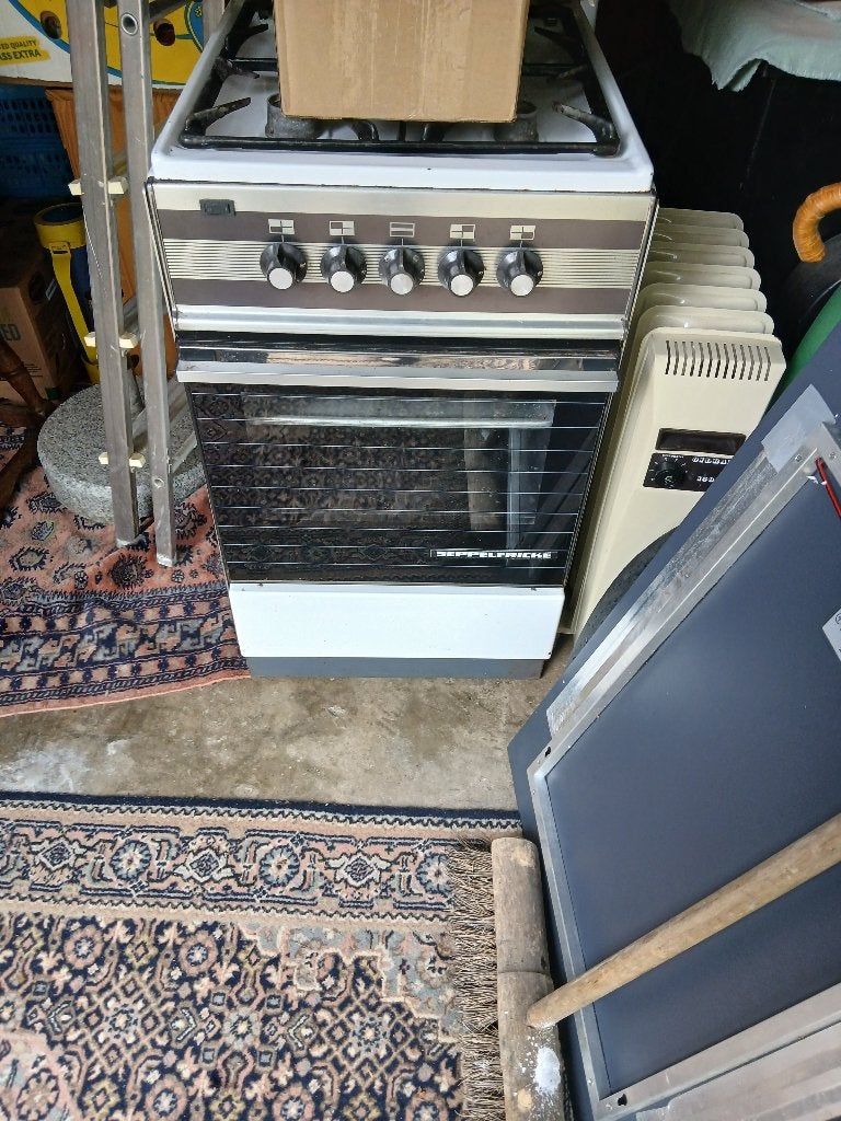 Fornuis BUTAGAS, Ophalen, Vrijstaand, Gas, 4 kookzones