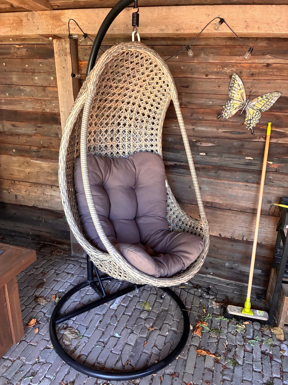 Comfortabele hangstoel met standaard en kussen, Ophalen, Gebruikt, Overige kleuren, Metaal