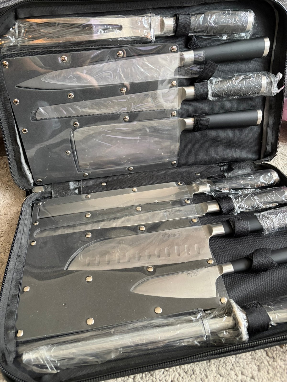 uitgebreide messen set in koffer met gratis stoere bbq tool, Ophalen of Verzenden, Zo goed als nieuw