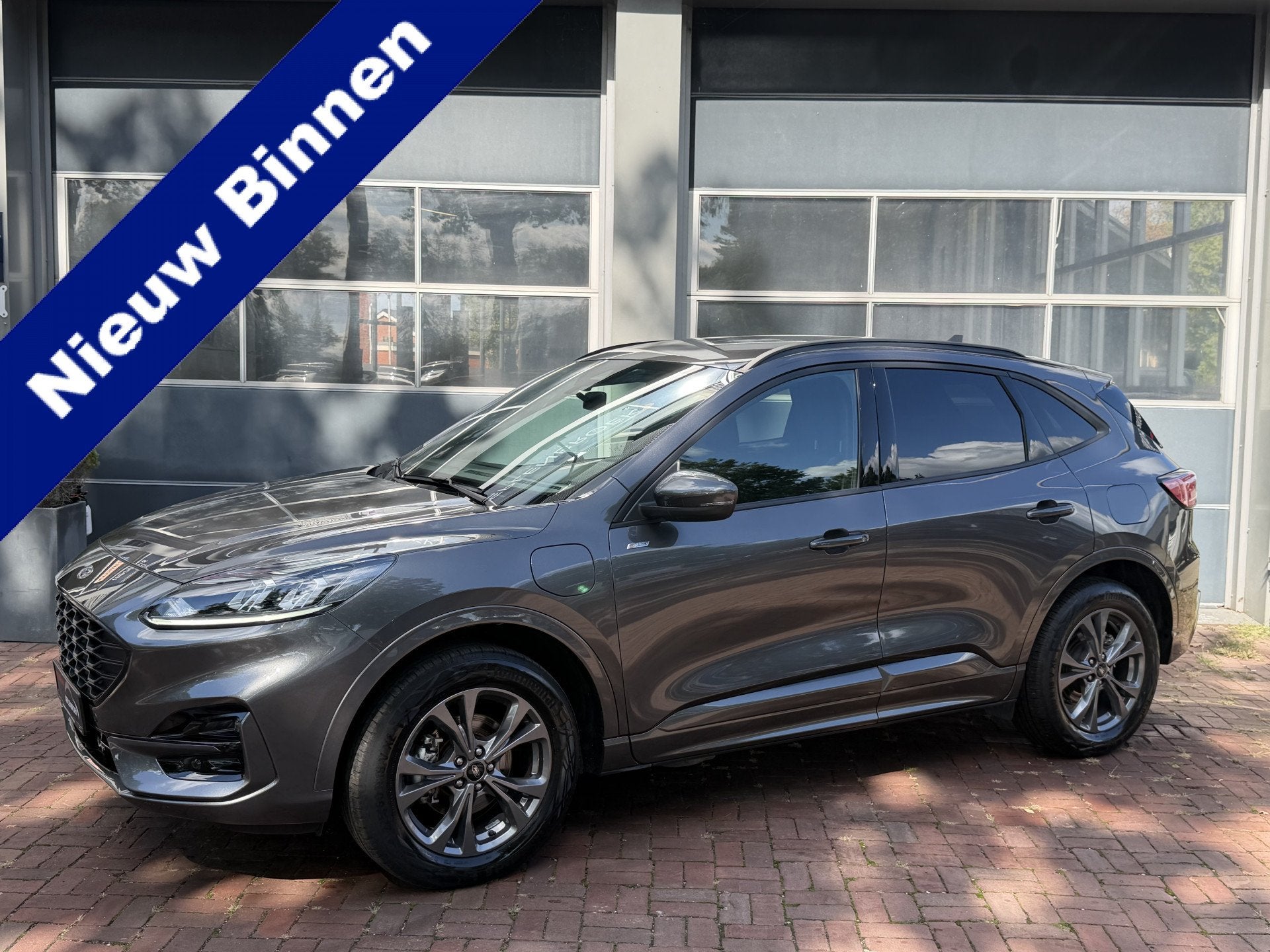 Ford Kuga 2.5 PHEV ST-Line X Plug-in Hybride ST-lijn | LED a, Dealer onderhouden, Stof, 4 cilinders, Bedrijf