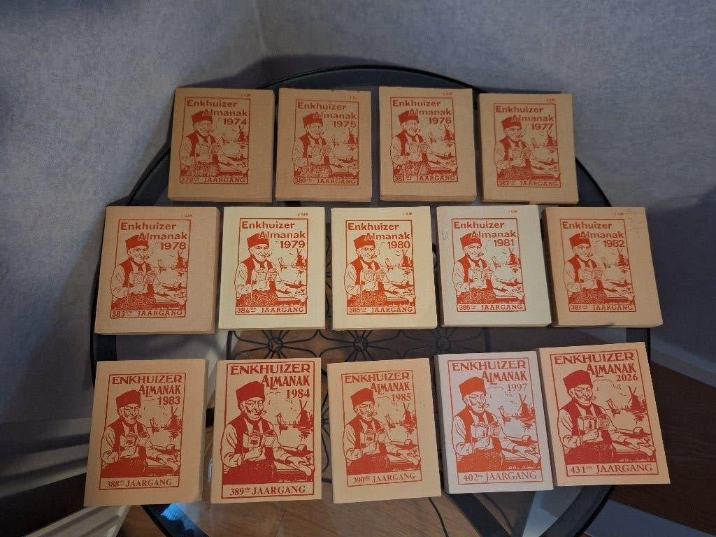 Enkhuizer Almanak 14 stuks (EUR 2,50 per exemplaar), Ophalen of Verzenden, 20e eeuw of later, Zo goed als nieuw