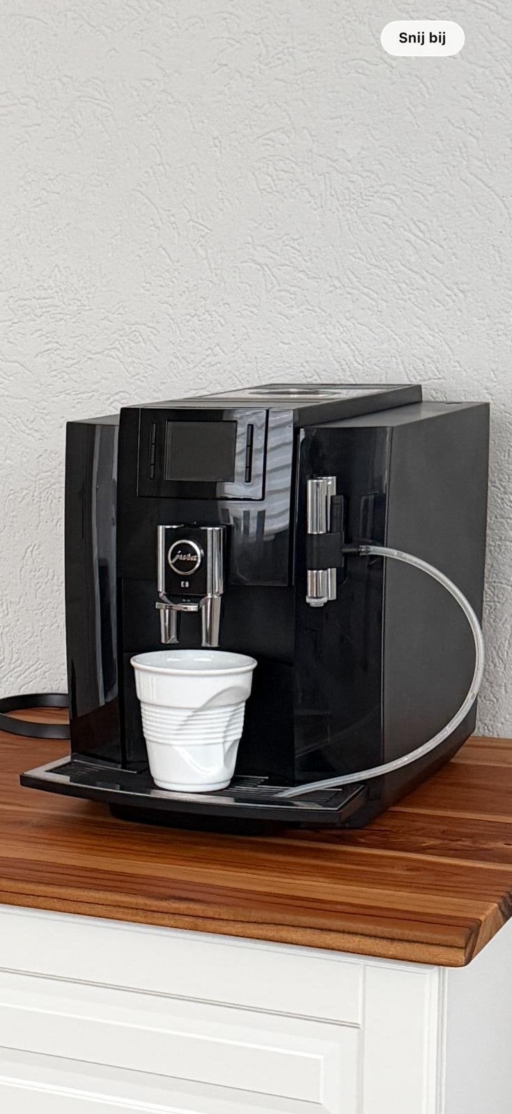 Jura E8 Koffiemachine 3 maanden garantie, Witgoed en Apparatuur, Koffiezetapparaten, Ophalen, Afneembaar waterreservoir, 10 kopjes of meer