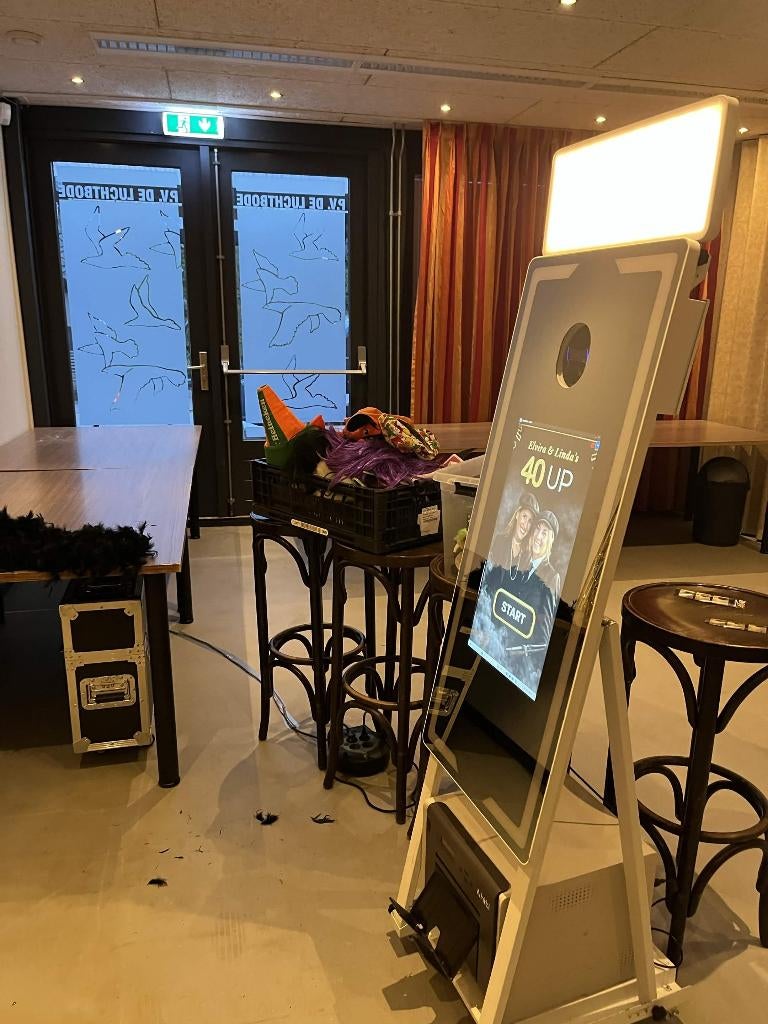 Luxe spiegel photobooth, Hobby en Vrije tijd, Feestartikelen | Verhuur, Ophalen of Verzenden, Nieuw