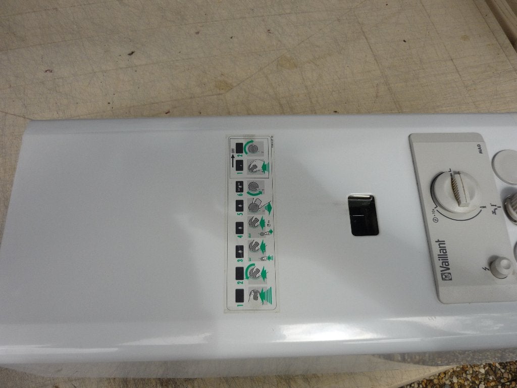 geiser vaillant mag nl 9/2 xz B   28-30/37 m bar zie foto,s, Gebruikt, Ophalen of Verzenden, 6 t/m 10 jaar oud, Minder dan 20 liter