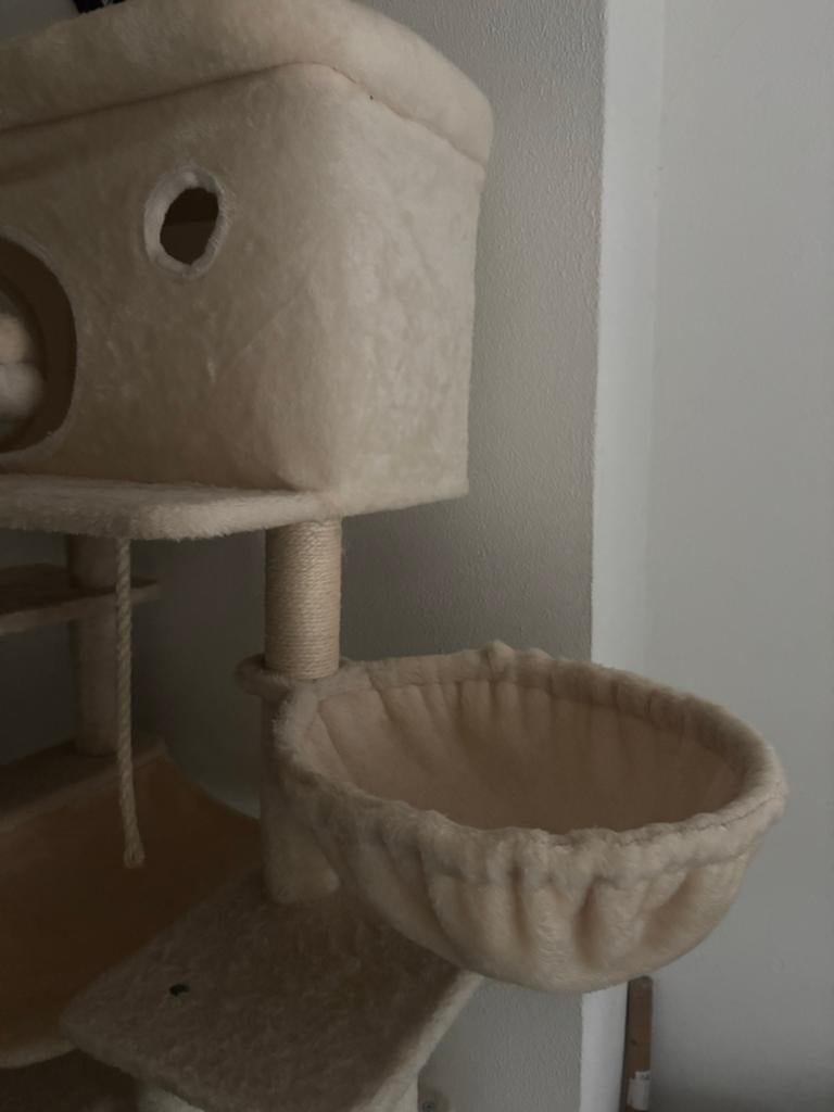 Kattenkrab speelhuis, Dieren en Toebehoren, Ophalen of Verzenden, Zo goed als nieuw