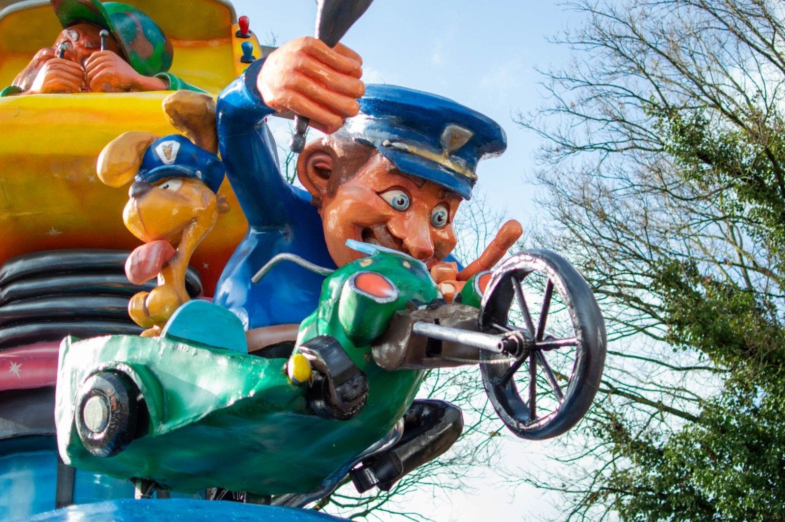 Carnavalspop Politiemotor met zijspan met Politieagent, Ophalen, Gebruikt, Feestartikel, Carnaval