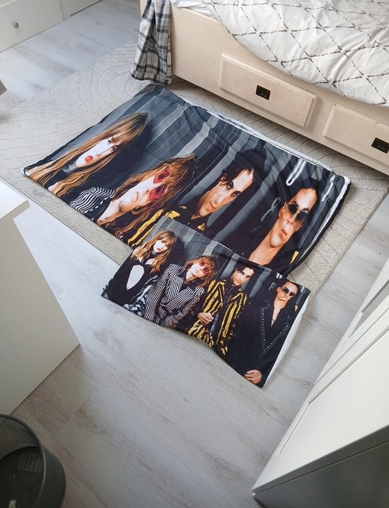 Maneskin 1 persoons dekbedovertrek, Dekbedovertrek, Ophalen of Verzenden, Zo goed als nieuw, Overige kleuren