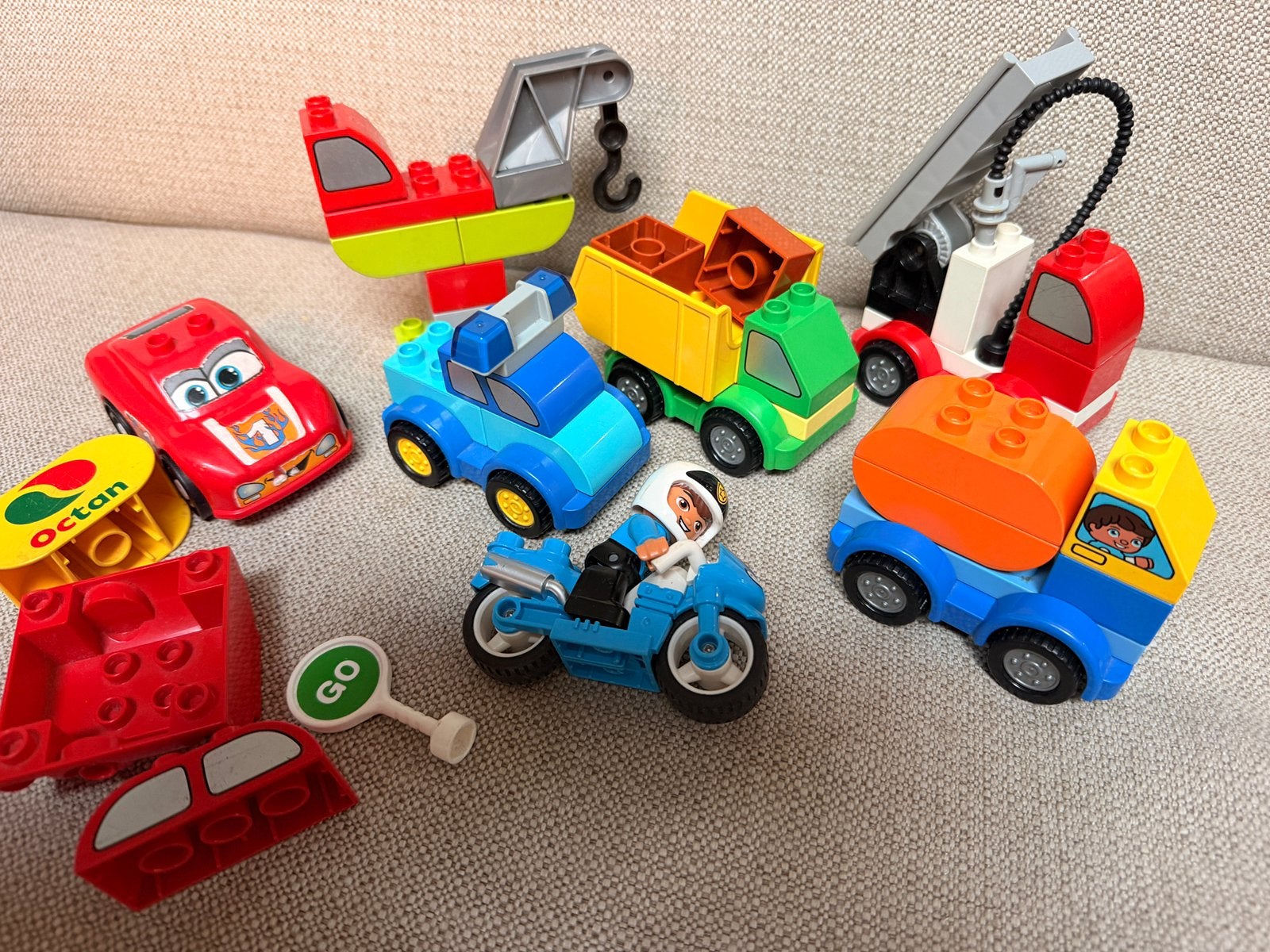 Duploset auto’s bouwen, Kinderen en Baby's, Ophalen of Verzenden, Zo goed als nieuw, Duplo