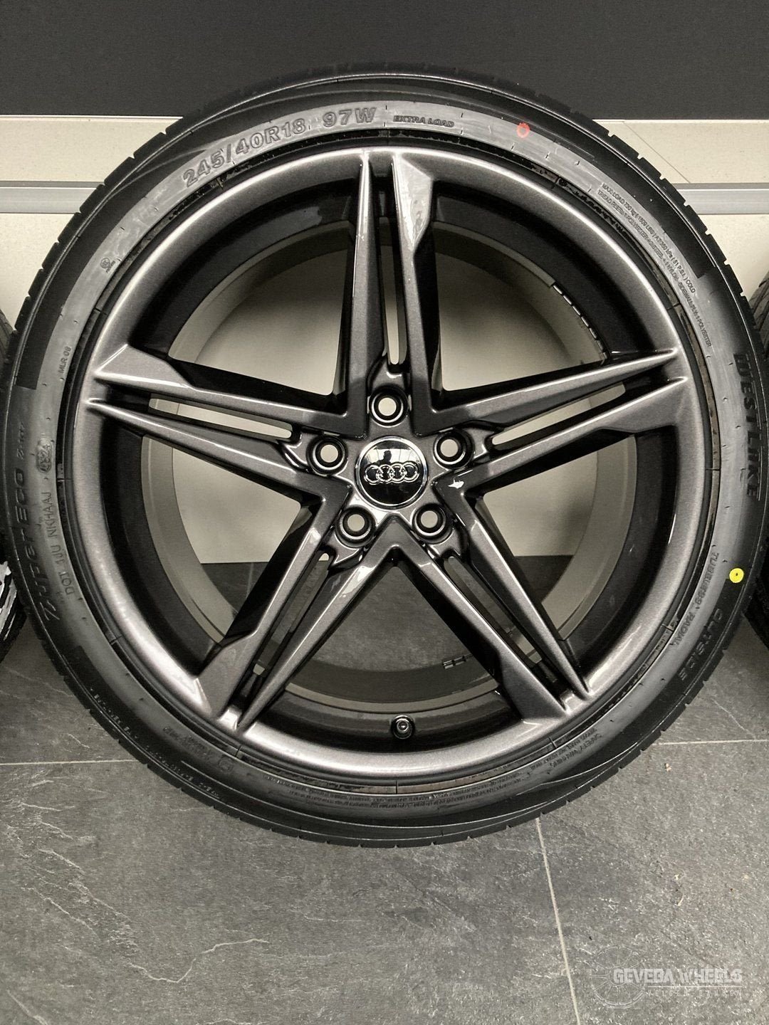 18” originele Audi A5 / S5 velgen + banden 5x112 8W0 601 025, 18 inch, -, -, Banden en Velgen