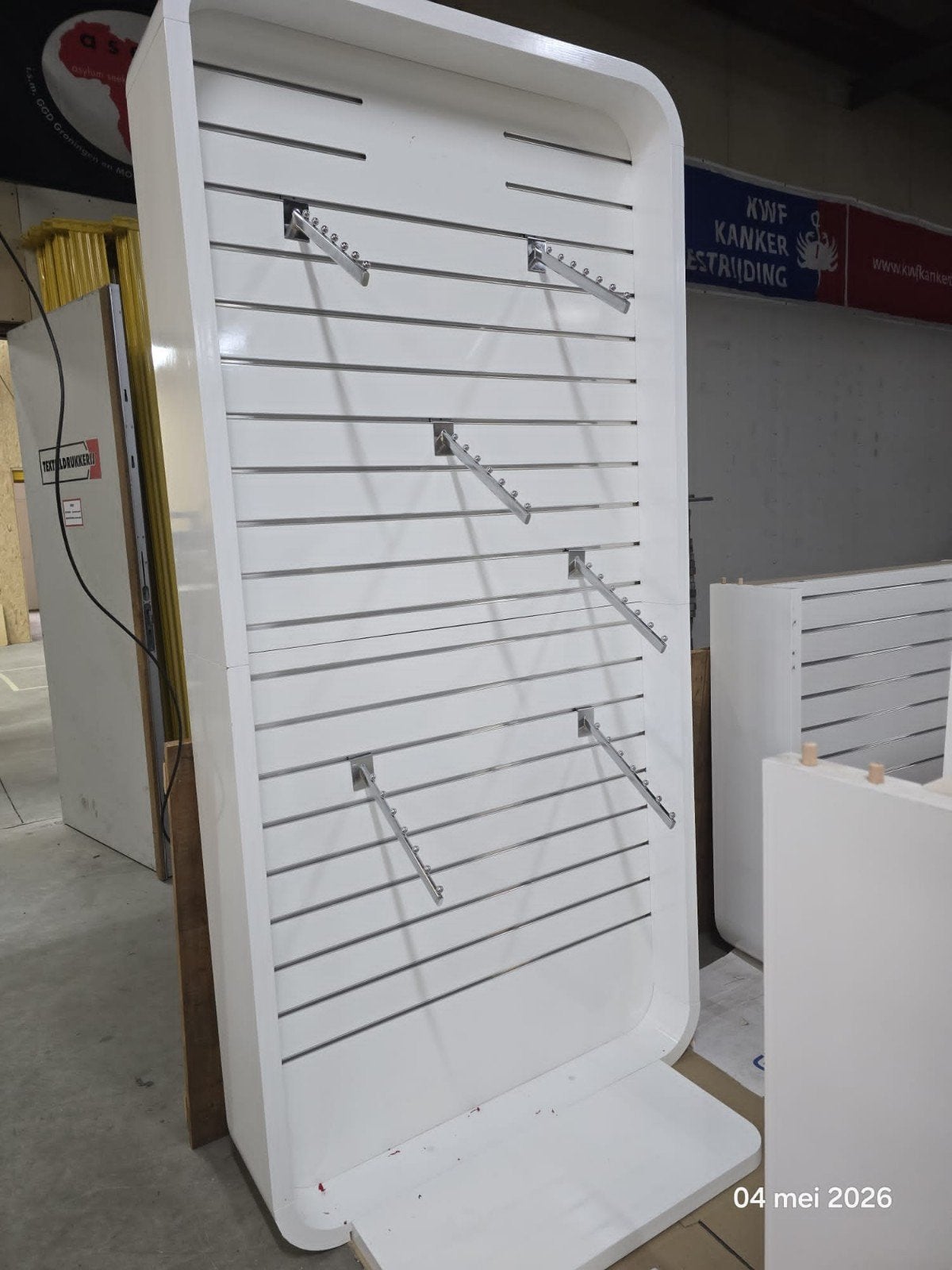 Professionele winkelinrichting – Complete partij (6 displays, Aankleding binnen, Ophalen, Gebruikt, Inrichting