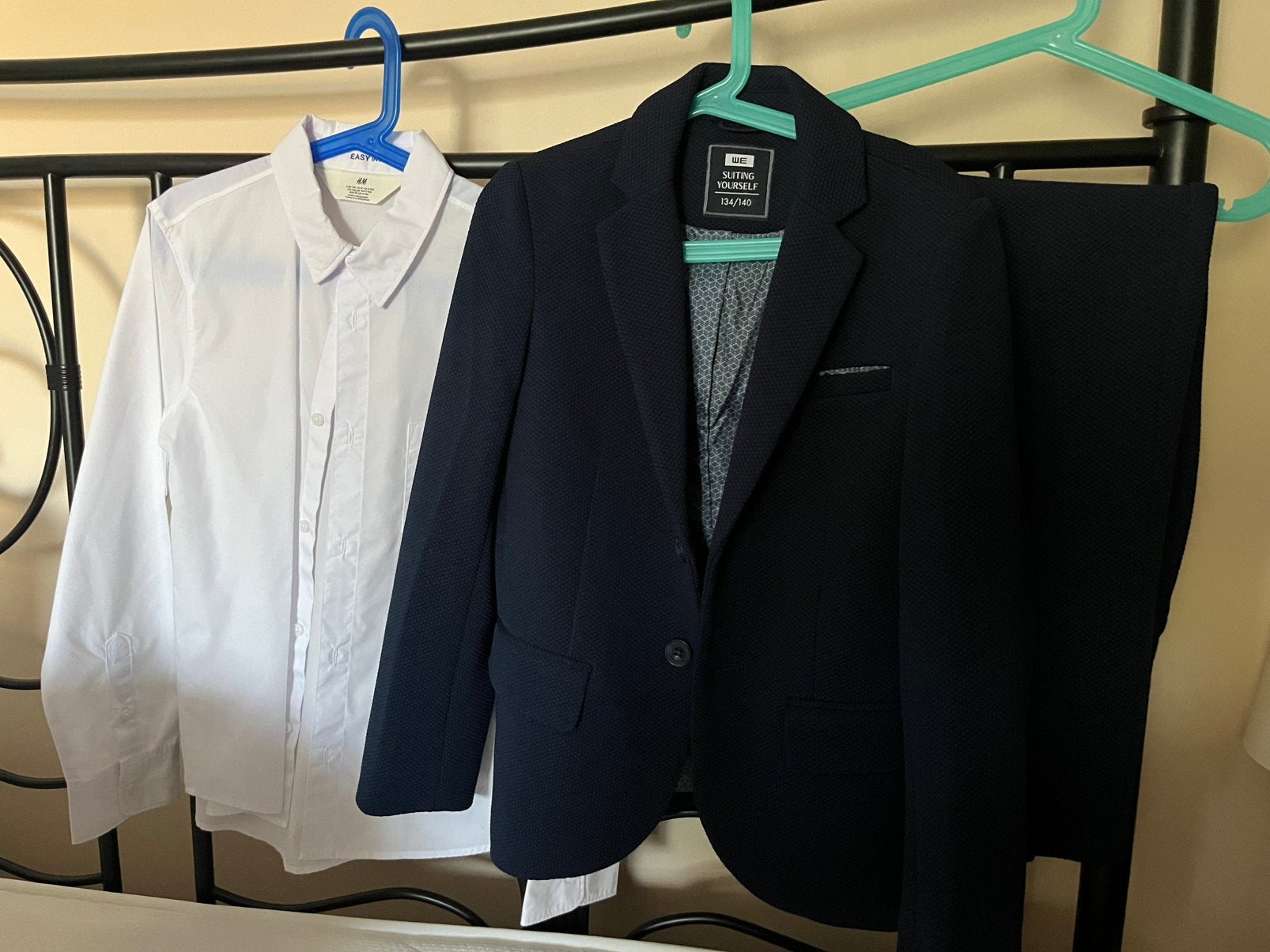 WE navy blue suit jongens maat 134/140, Ophalen of Verzenden, Zo goed als nieuw, Overige maten, Blauw