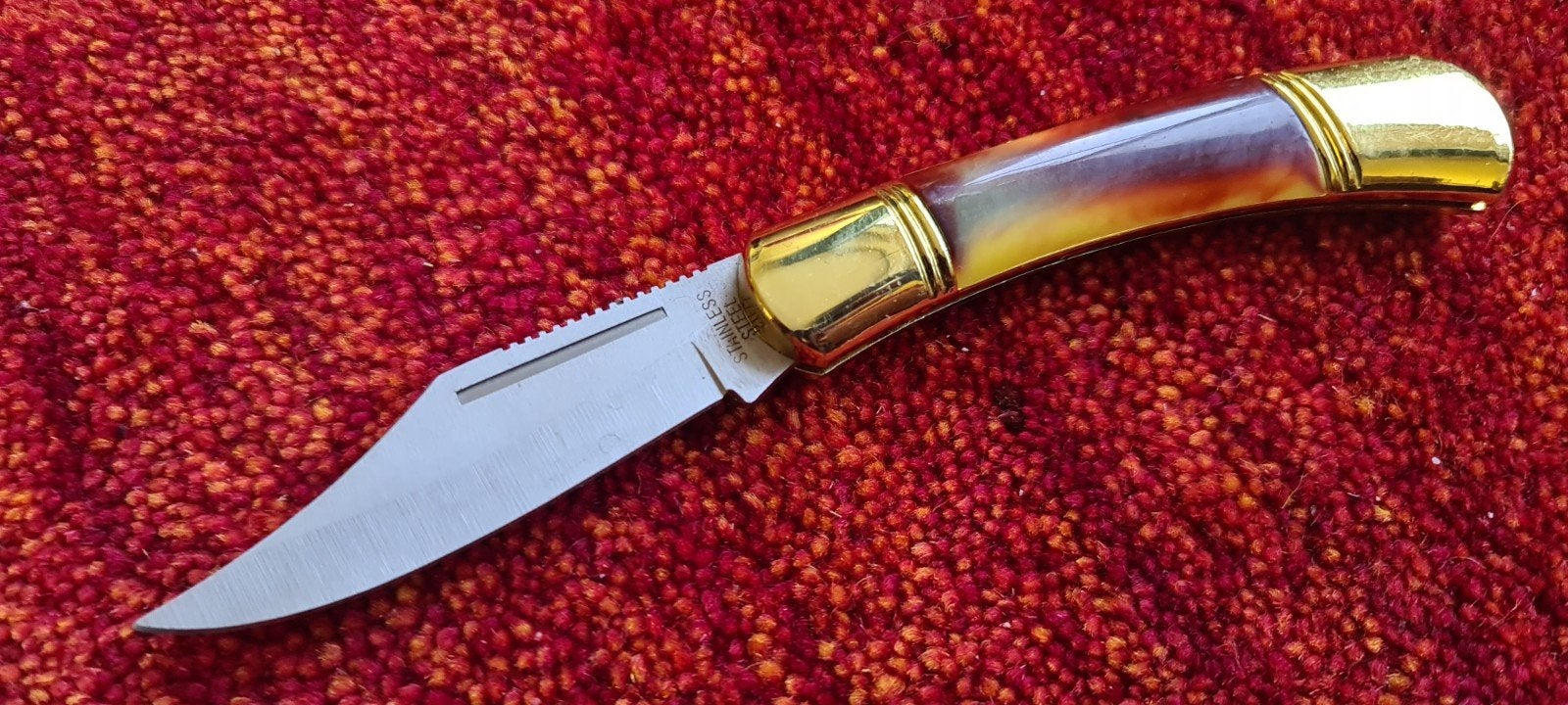 Zakmes met Hoorn-look Handvat en Gouden Accenten, Hobby en Vrije tijd, Ophalen of Verzenden, Zo goed als nieuw