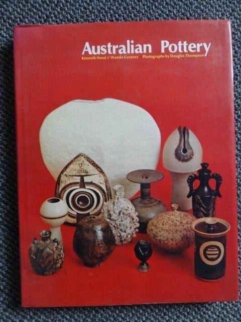 Australian Pottery, Kenneth Hood & Wanda Garnsey 1972, Ophalen of Verzenden, Gelezen, Overige onderwerpen