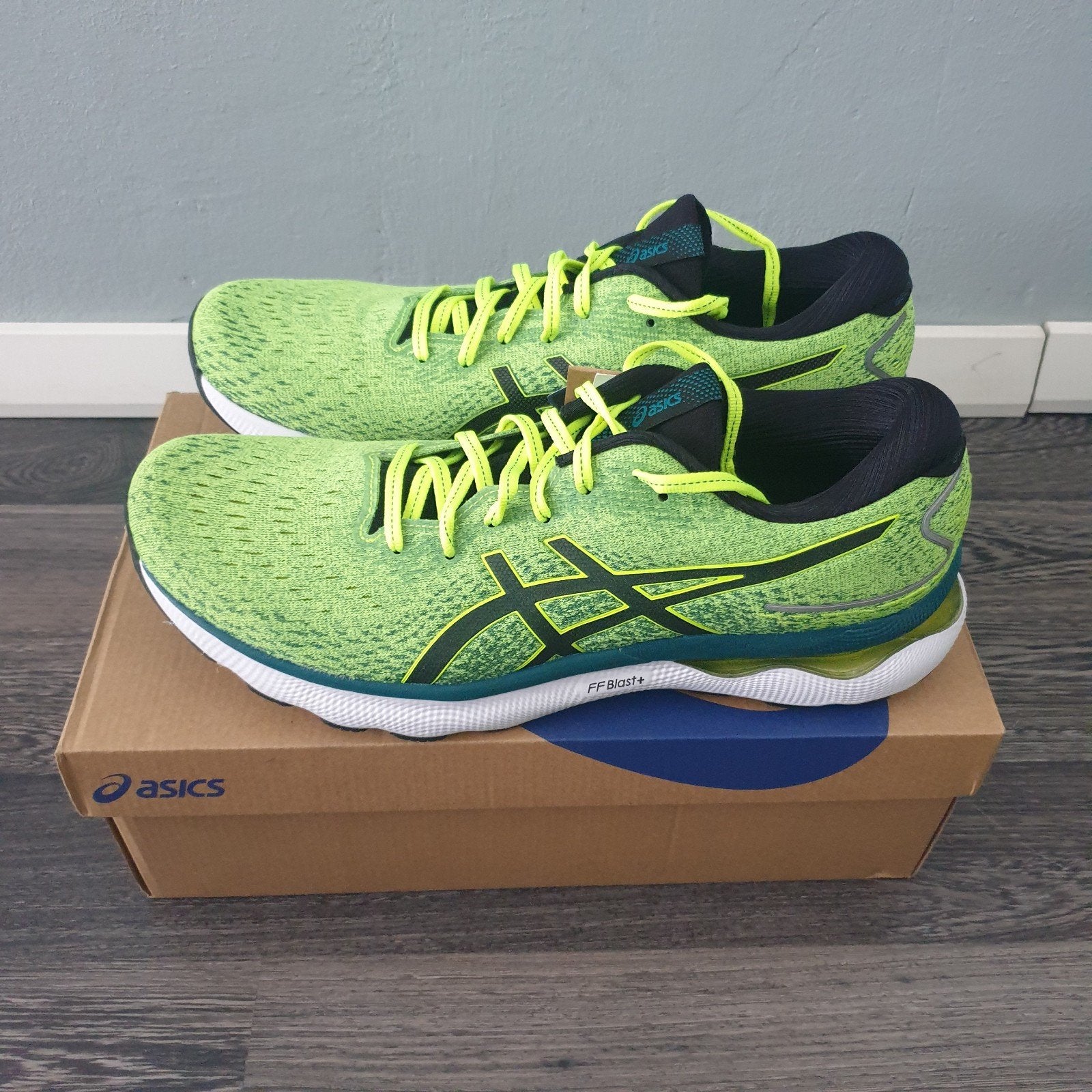 ASICS Gel Nimbus 24 Safety Yellow Black 1011B359-750 mt47, Hardloopschoenen, Nieuw, Ophalen of Verzenden, Hardlopen