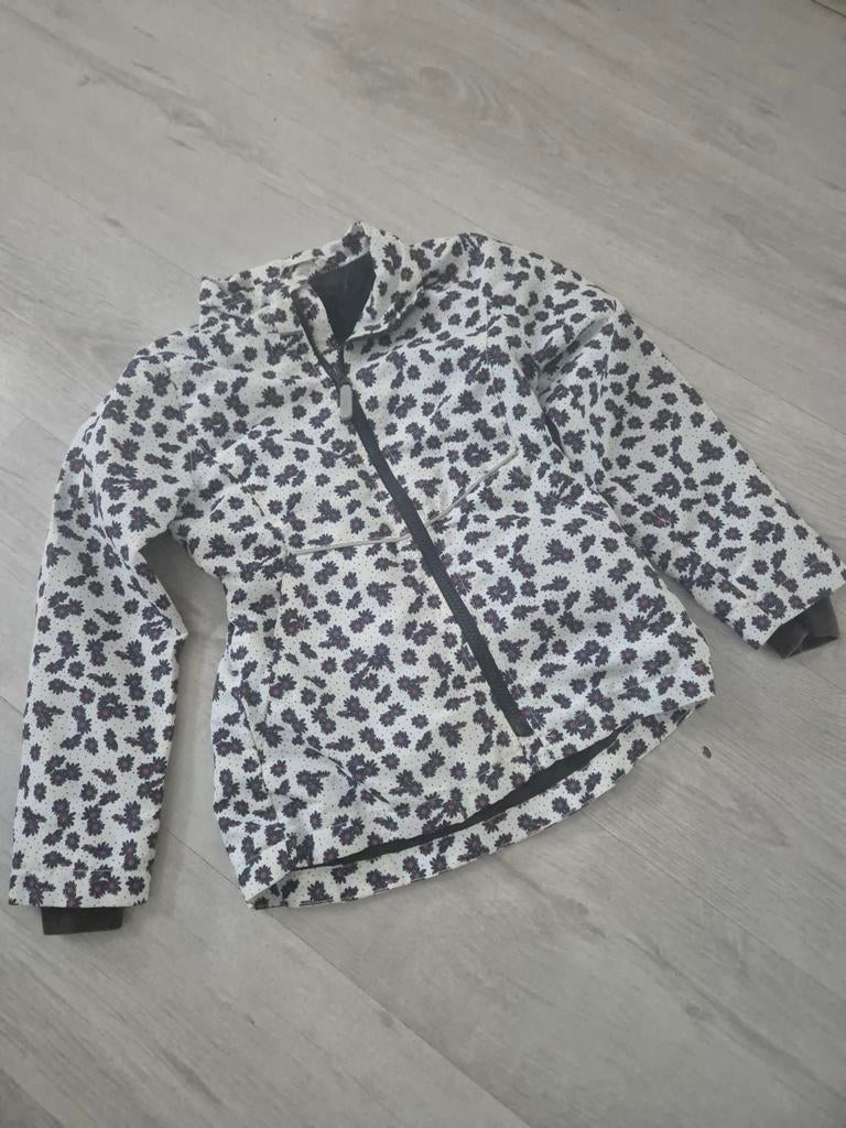 Zomerjasje mt 122 met capuchon, Ophalen of Verzenden, Zo goed als nieuw, Maat 34 (XS) of kleiner