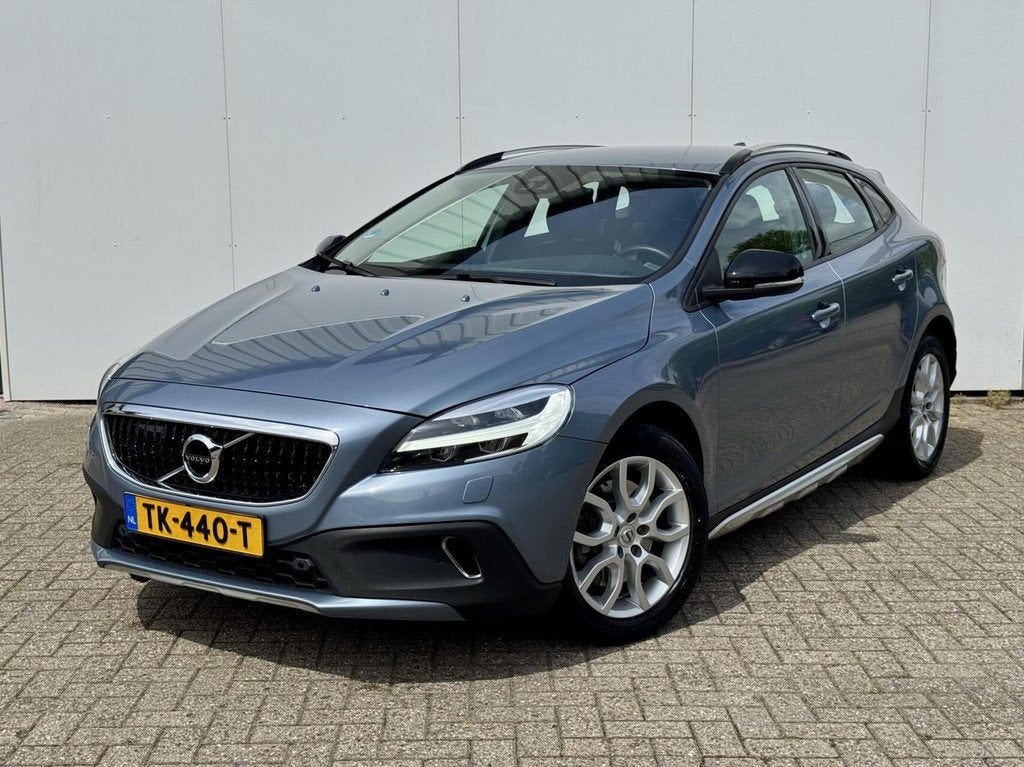 Volvo V40 Cross Country 1.5 T3 Edition+ Automaat|Adaptive Cr, 4 cilinders, 700 kg, 152 pk, V40