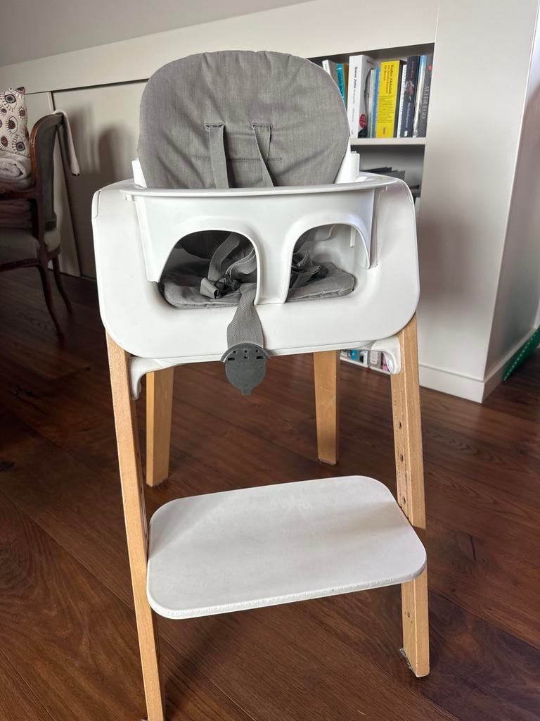 Complete Stokke Steps Meegroeistoel met Bouncer & Kussens, Ophalen of Verzenden, Gebruikt, Meegroeistoel, Gordel(s)