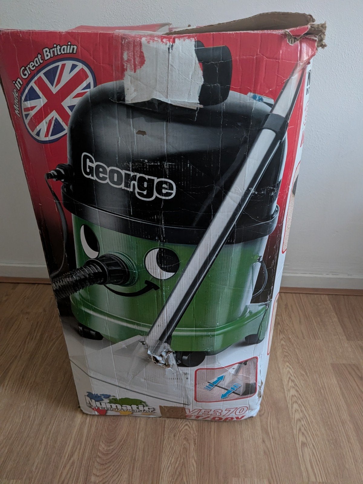 Numatic George nat- en droogzuiger, Ophalen