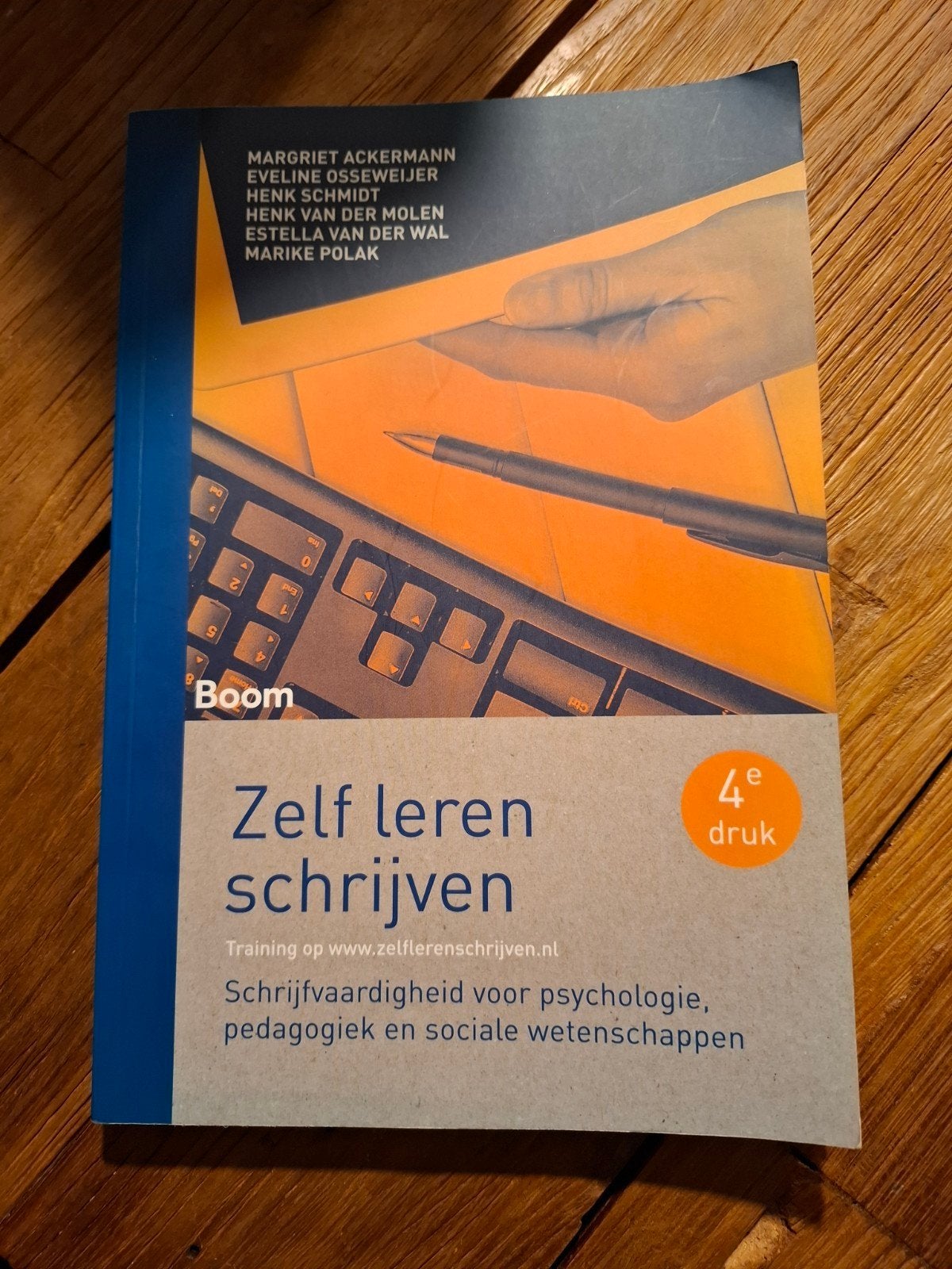 Zelf leren schrijven - Schrijfvaardigheid psychologie, Ophalen of Verzenden, Zo goed als nieuw, HBO, Margriet Ackermann