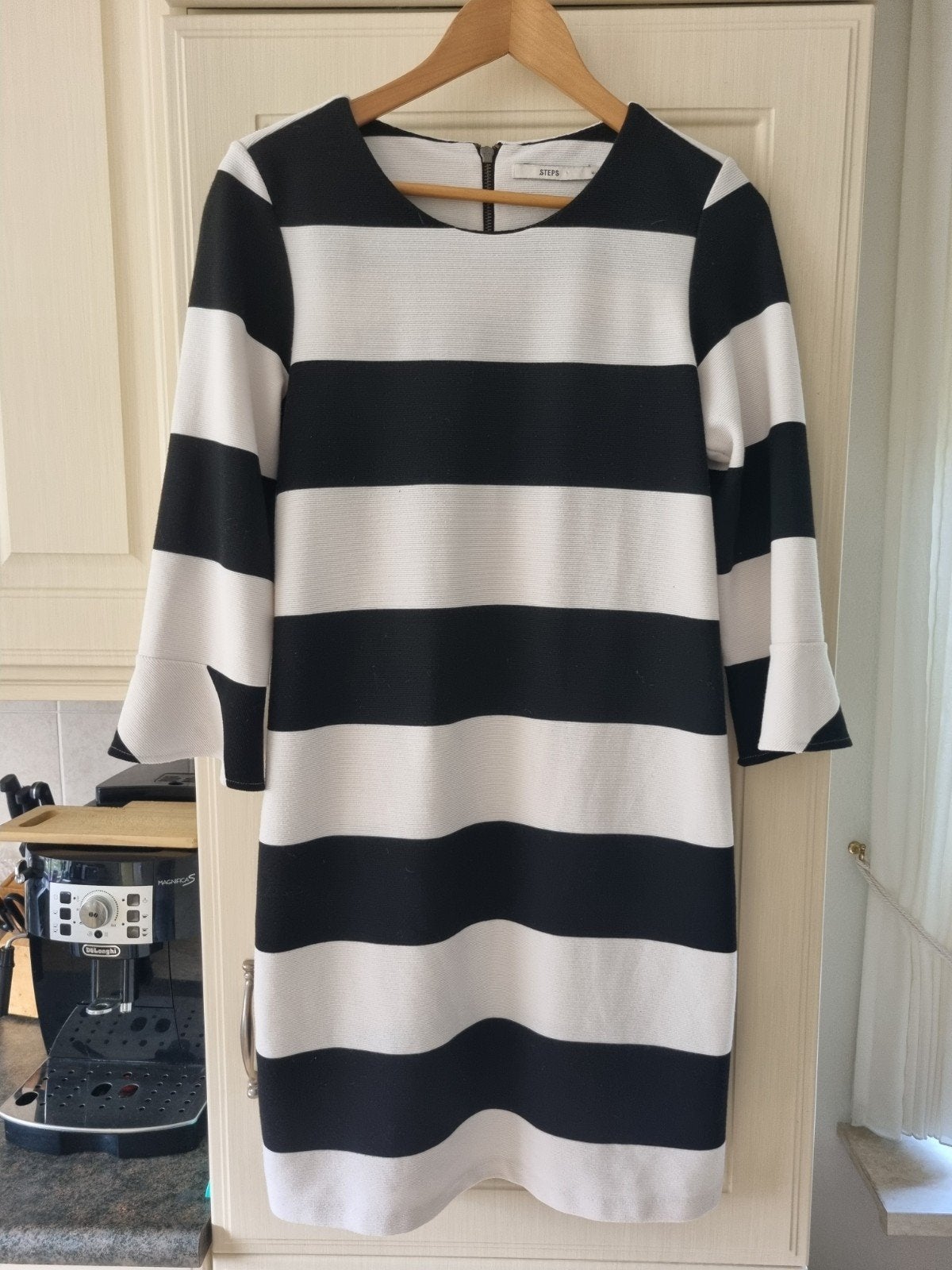 Prachtige zwart witte ZARA jurk maat m 38, Kleding | Dames, Maat 38/40 (M), Nieuw, Ophalen of Verzenden, Zara