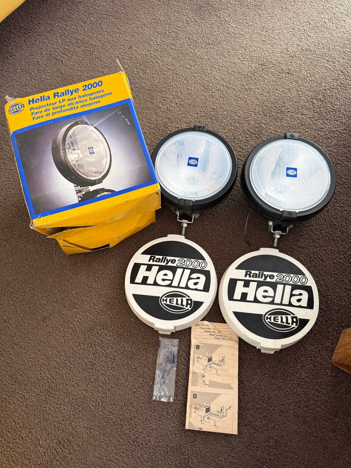 Hella Rallye 2000 New Old Stock mistlampen in doos, Ophalen, Nieuw, Oldtimer onderdelen