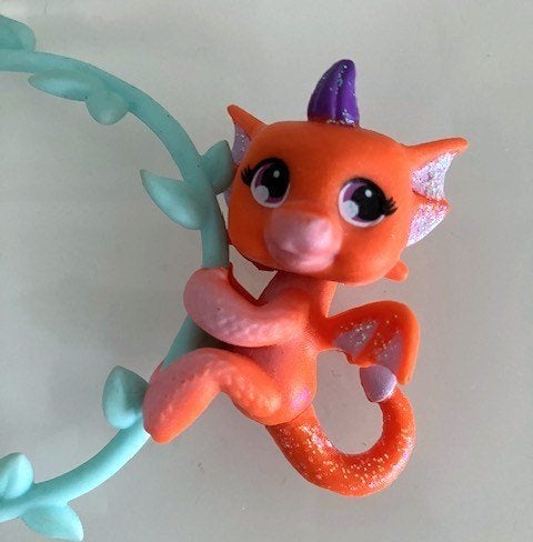 Leuke Fingerling mini dragon uit blindbag, Ophalen of Verzenden, Zo goed als nieuw