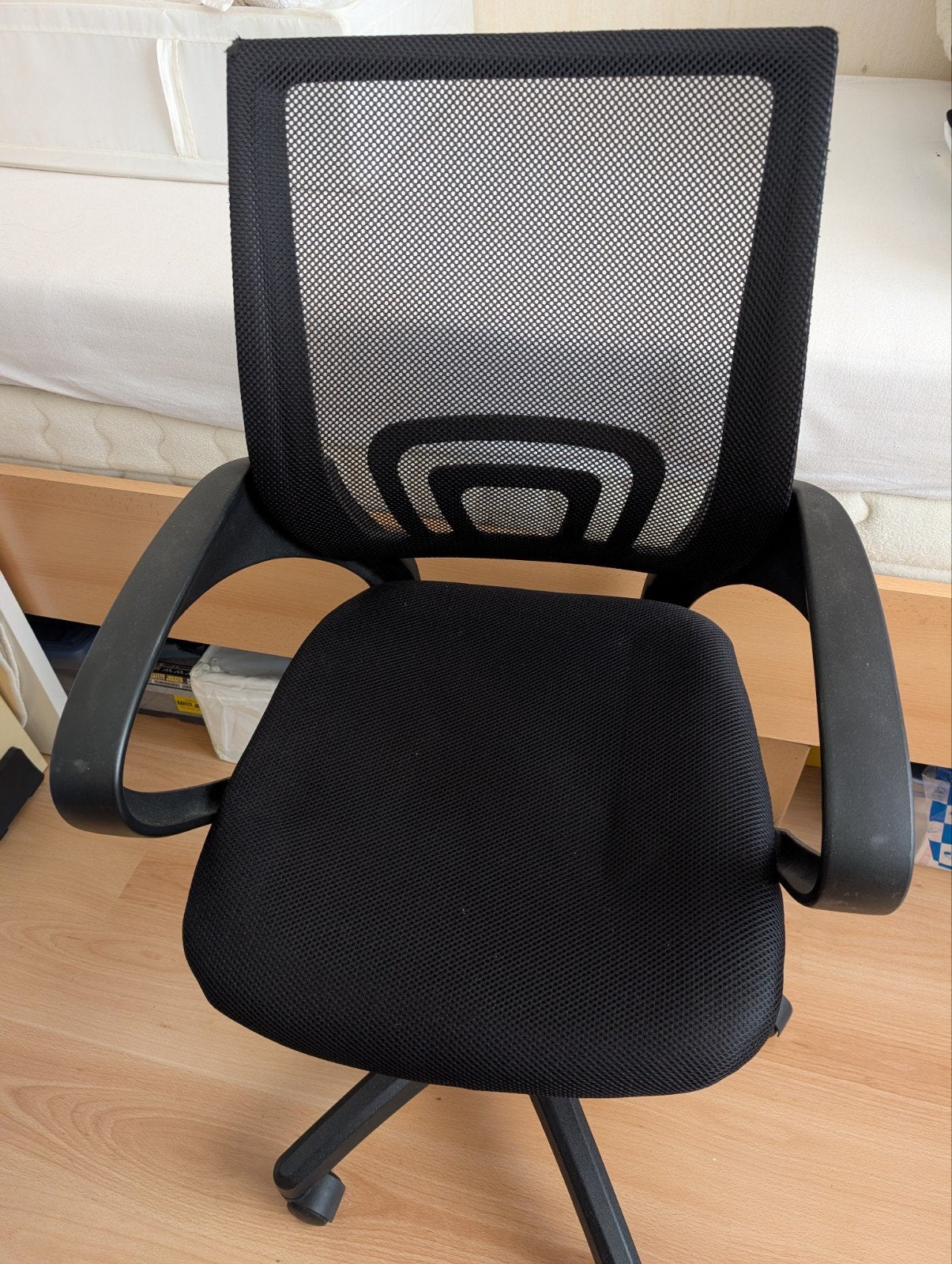 Zwarte Bureaustoel met Mesh Rugleuning / Office chair, Ophalen, Ergonomisch, Zwart
