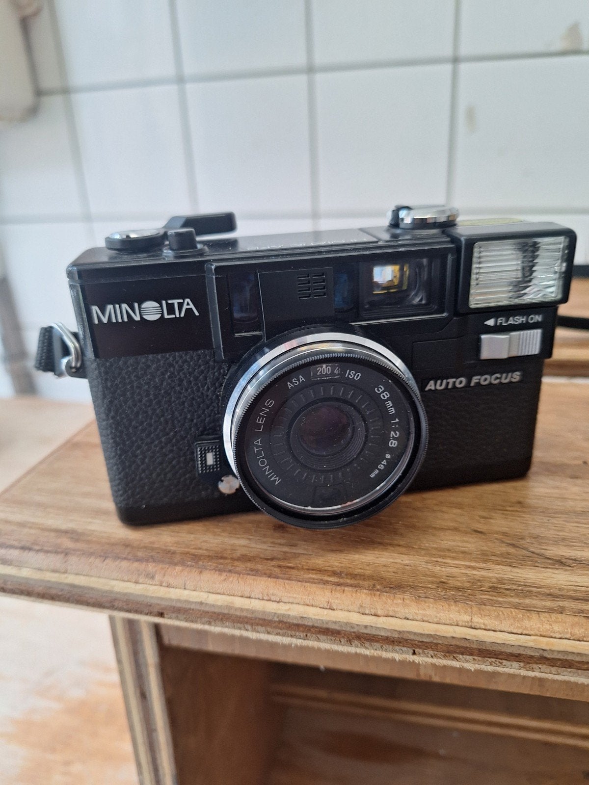 Te koop: minolta hi matic AF2 en minolta AF telesuper, Audio, Tv en Foto, Fotocamera's Analoog, Ophalen, Compact, Minolta