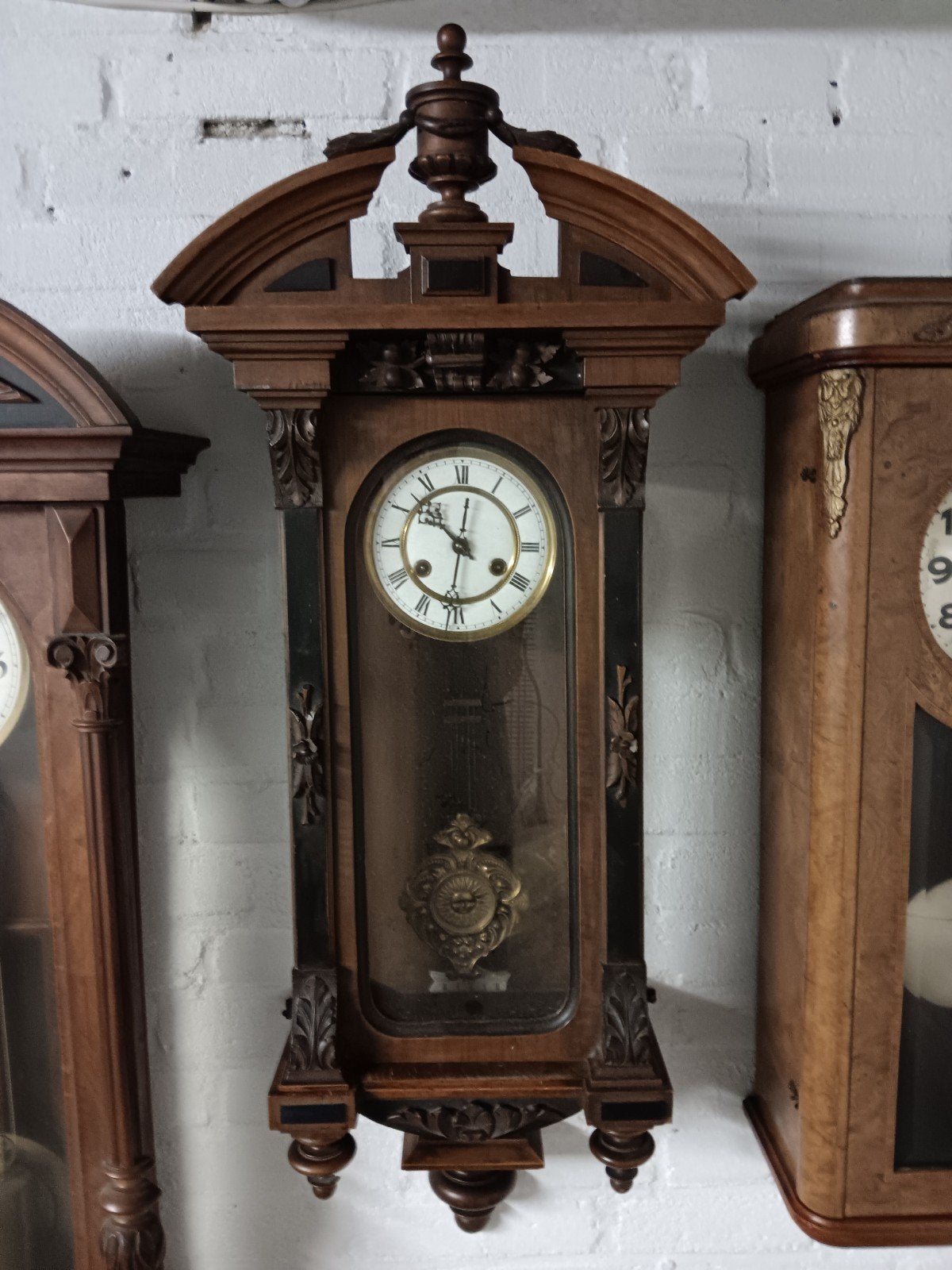 Antieke Duitse wandklok - D.R.P. F.M.S. uurwerk, Ophalen