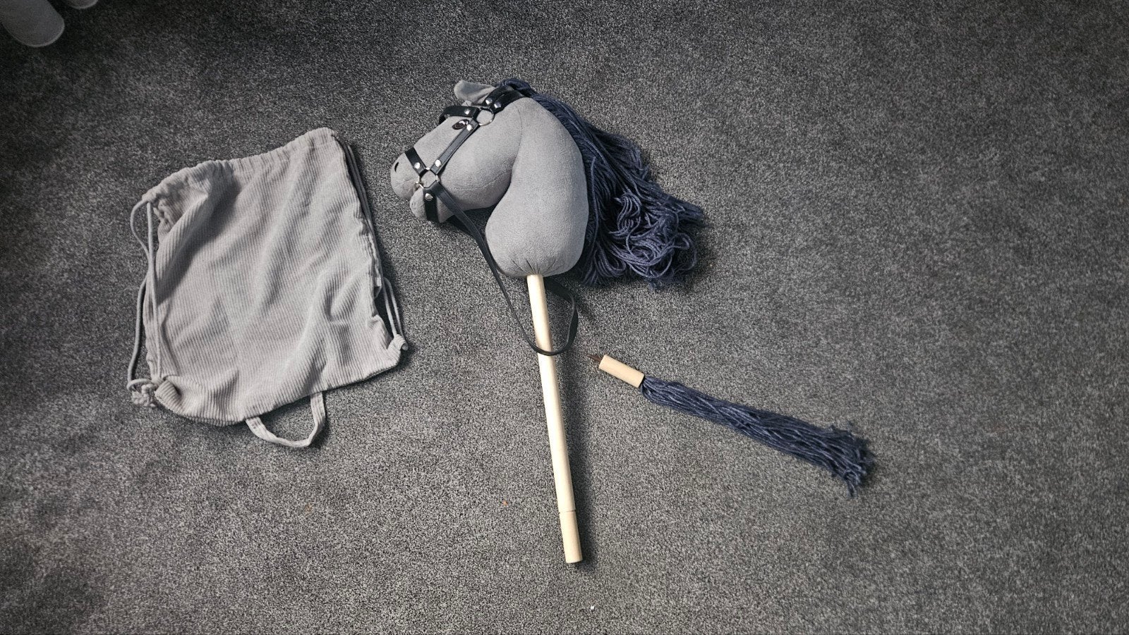 ASTRUP Stokpaard Grijs met Tas - Zo goed als nieuw, Ophalen of Verzenden, Zo goed als nieuw, Jongen of Meisje