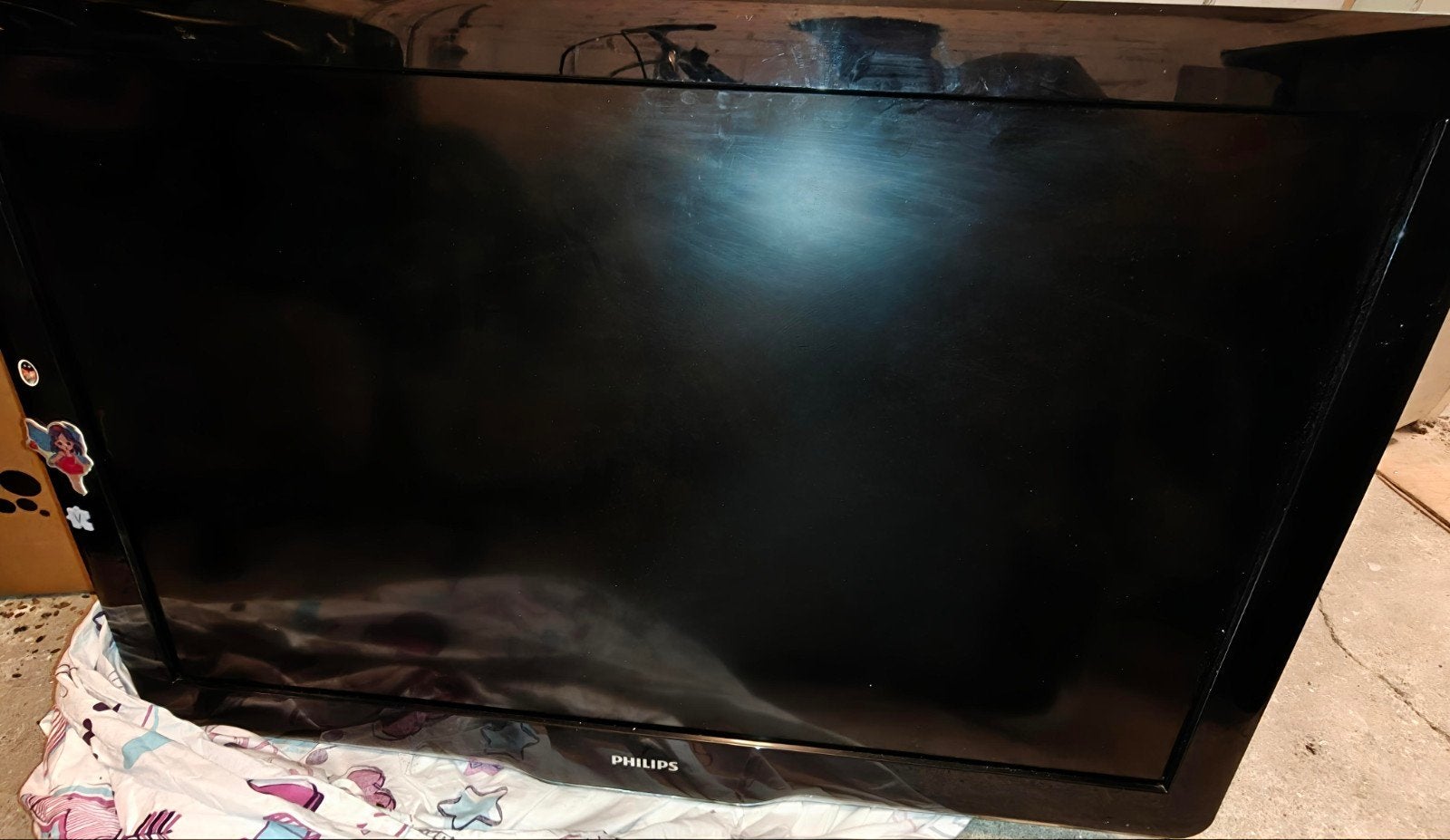 Philips 37 inch Full HD TV (37PFL5405H/12) met muurbeugel, Ophalen
