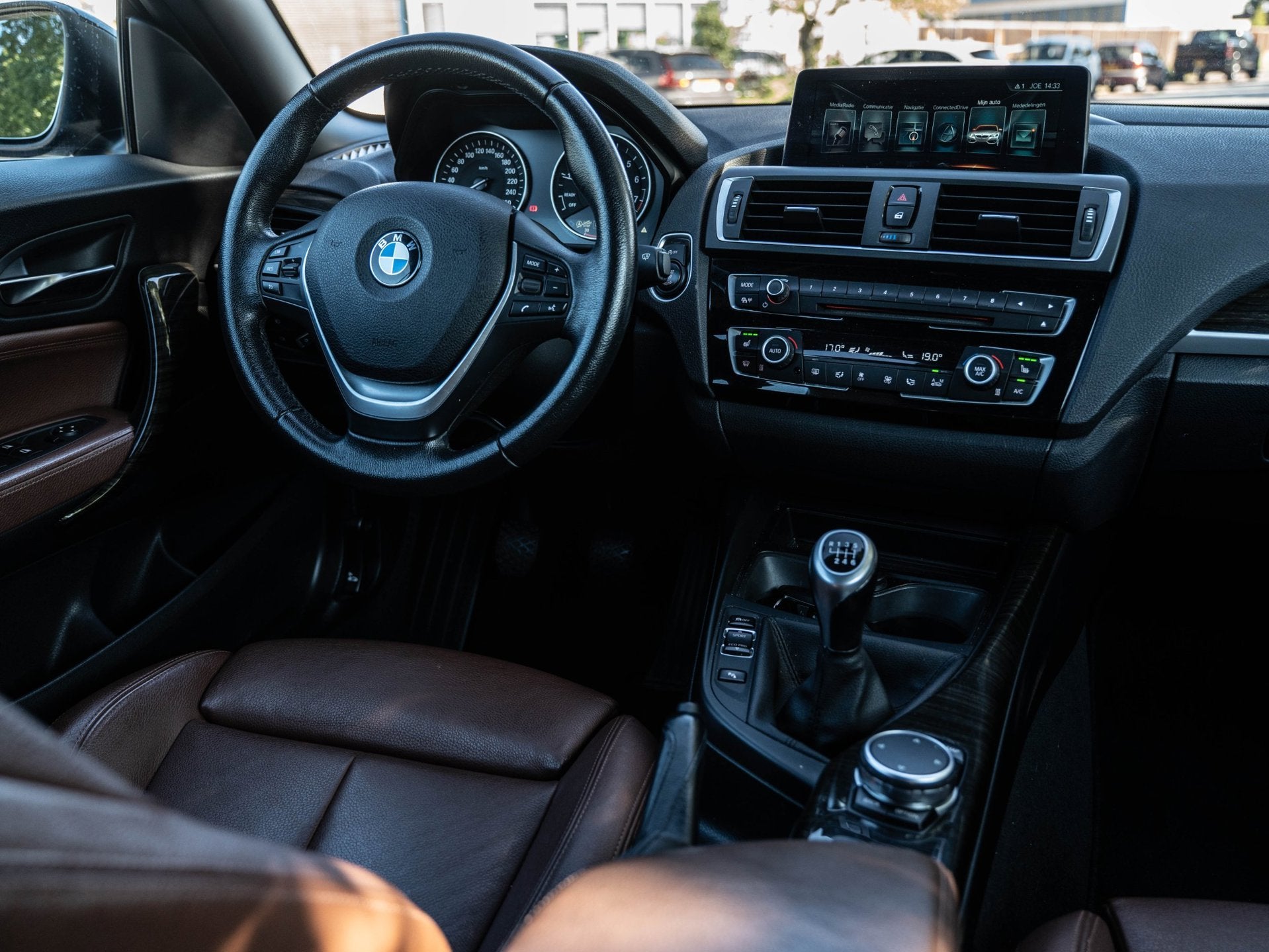 BMW 2-serie Cabrio 218i Centennial High Executive | LUXERY |, Auto's, Dealer onderhouden, Gebruikt, Euro 6, Cabriolet