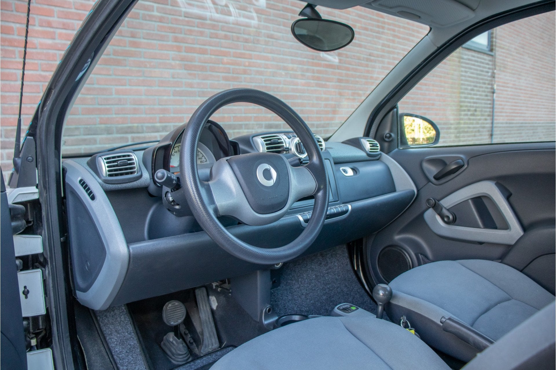 Smart Fortwo 1.0 mhd Pure, 69.000km NAP, Radio/CD, APK 08-27, Auto's, Automaat, Euro 5, 18 €/maand, Origineel Nederlands