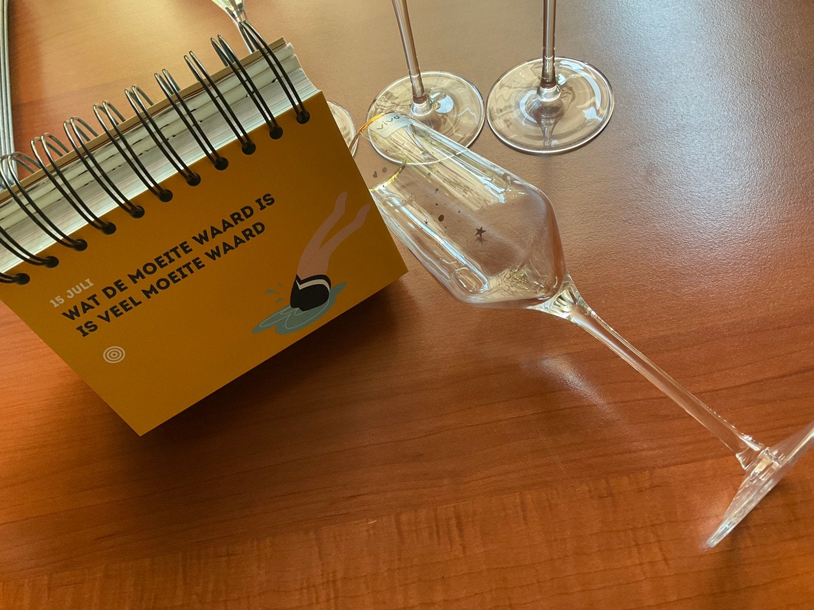 4 VIVO limited edition champagneglazen, Ophalen of Verzenden, Nieuw, Overige typen