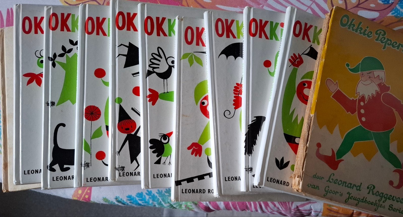 11 boekjes van Okkie Pepernoot., Ophalen, Fictie algemeen
