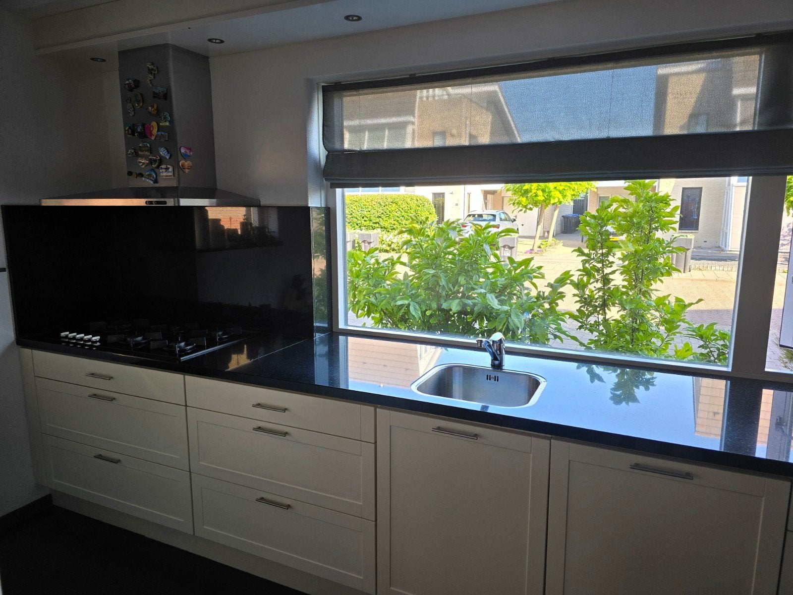 Blum keuken met natuurstenen blad en apparatuur, Huis en Inrichting, Ophalen, Gebruikt, Wit, Overige typen