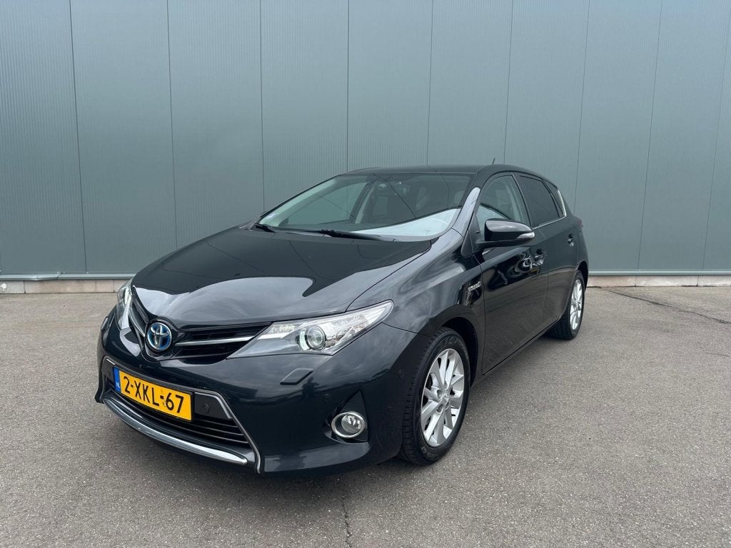 Toyota Auris 1.8 Hybrid Lease+ PANORMADAK | ONDERHOUDSBOEKJE, Automaat, Euro 5, 4 cilinders, Zwart