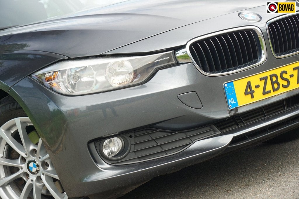 BMW 3-serie Touring 316i Business Plus | Mineralgrau metalli, Auto's, BMW, Gebruikt, 4 cilinders, Handgeschakeld, 1100 kg