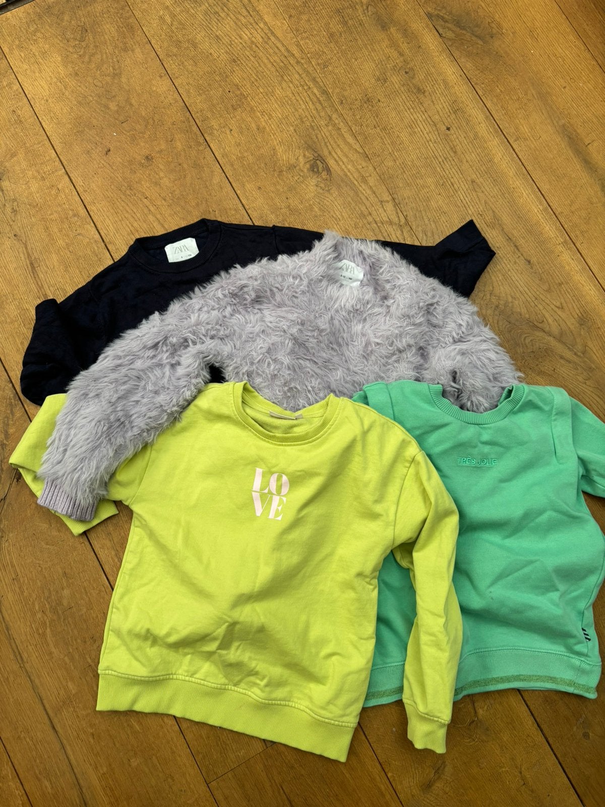 4 truien maat 134-140, Kinderen en Baby's, Kinderkleding | Maat 134, Ophalen, Gebruikt, Meisje, Trui of Vest