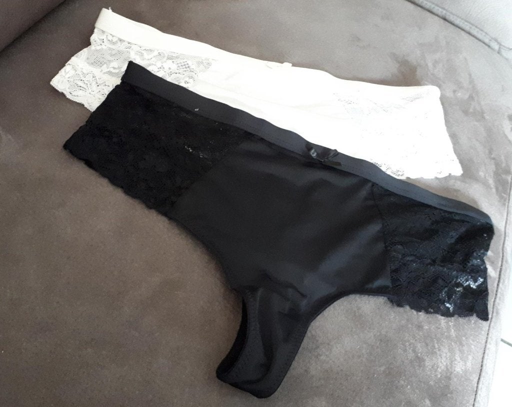 Zeeman-string-kant-maat XL - wit+zwart - 2 stuks - NIEUW, Kleding | Dames, Zeeman, Verzenden, Zwart, String