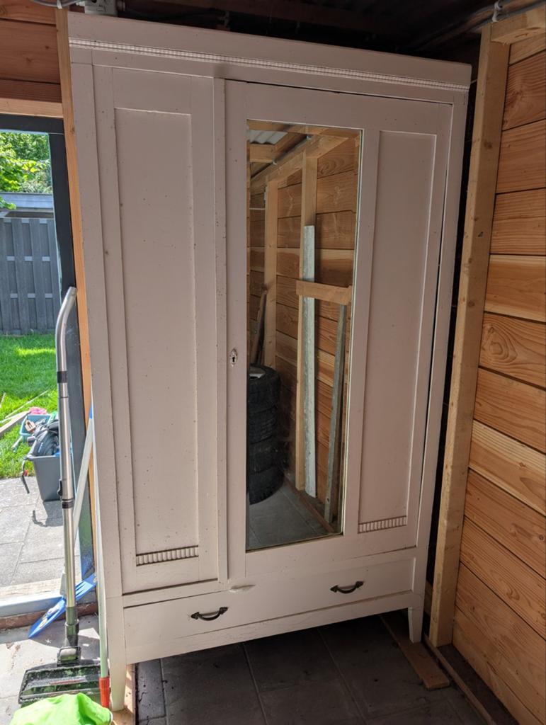 Vintage kast met potentie - opknapper, Ophalen