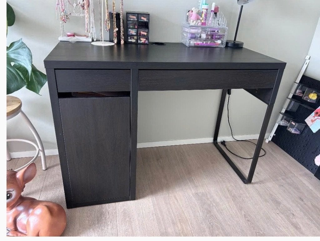 Bureau Micke Ikea, Ophalen, Zwart, Scandinavisch, Zo goed als nieuw