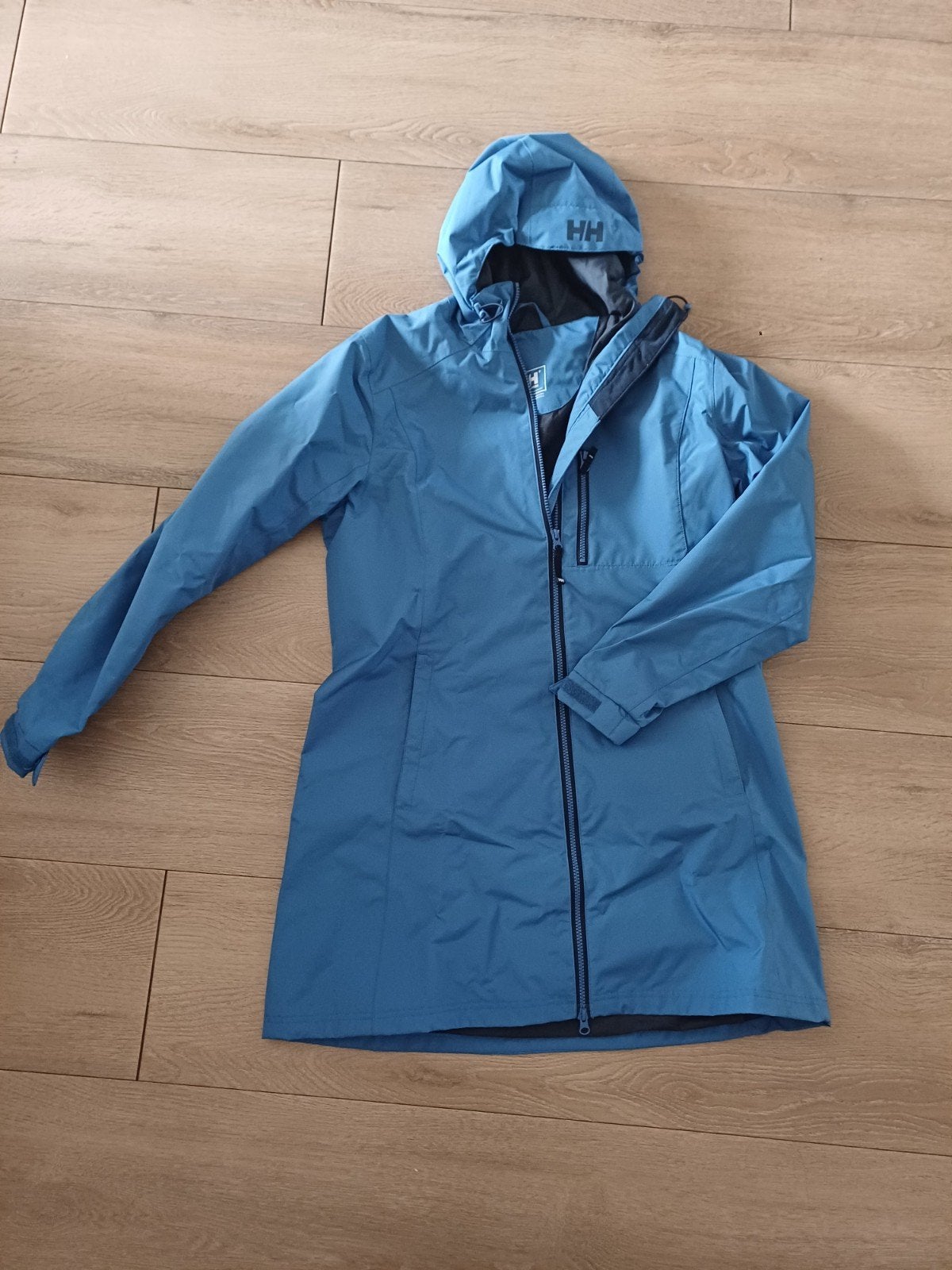 Jas Helly Hansen maat L, zgan, Maat 42/44 (L), Ophalen of Verzenden, Zo goed als nieuw, Helly Hansen