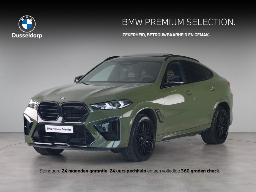 BMW X6M Competition Urban Green II uni (P9P) (bj 2025), Auto's, BMW, Gebruikt, Met garantie (alle), 4395 cc, Bedrijf