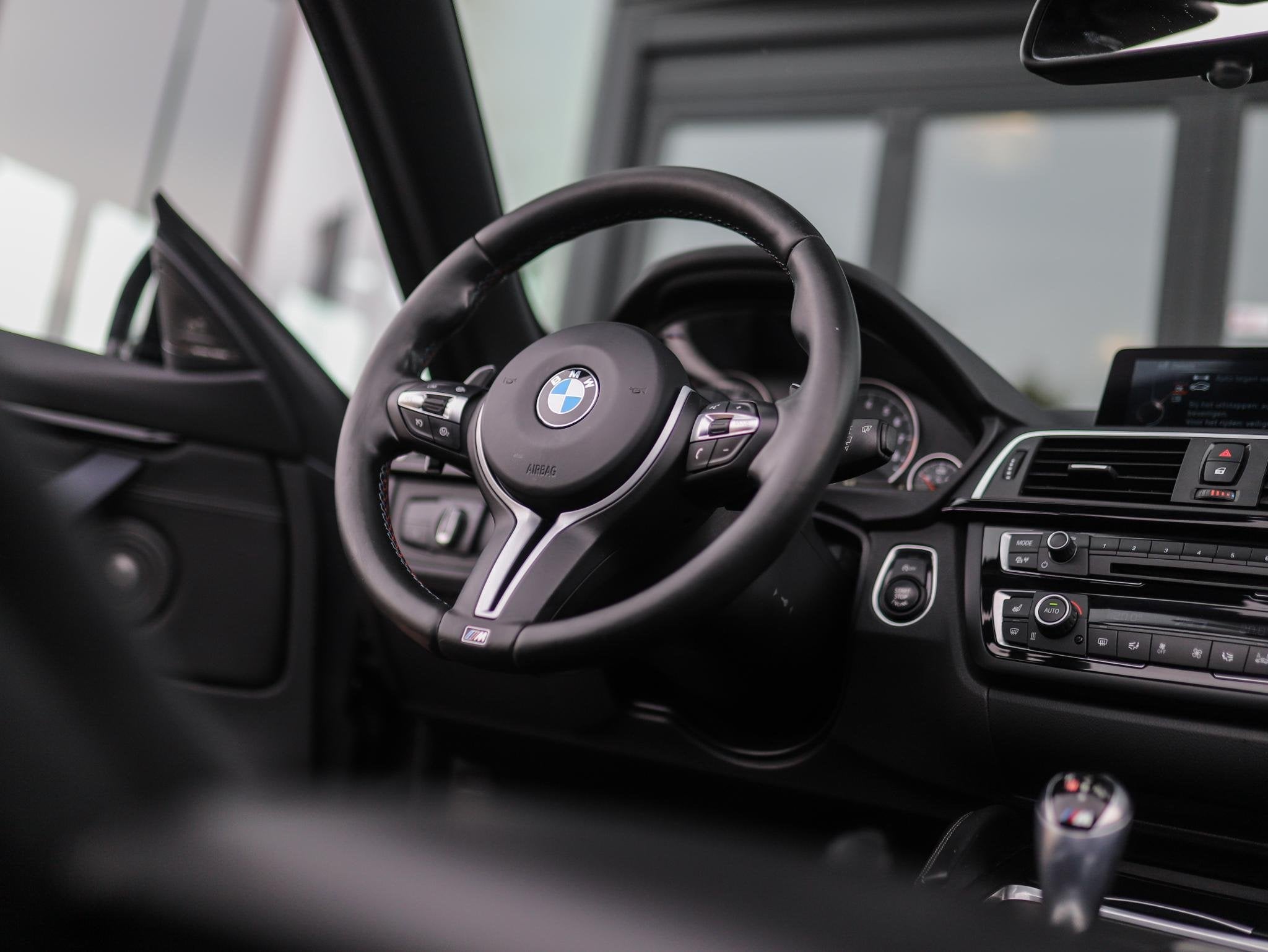 BMW M4 Cabrio 4-serie | Nekverwarming | HUD | H/K | Leder |, Automaat, Achterwielaandrijving, 4-Serie, Cabriolet