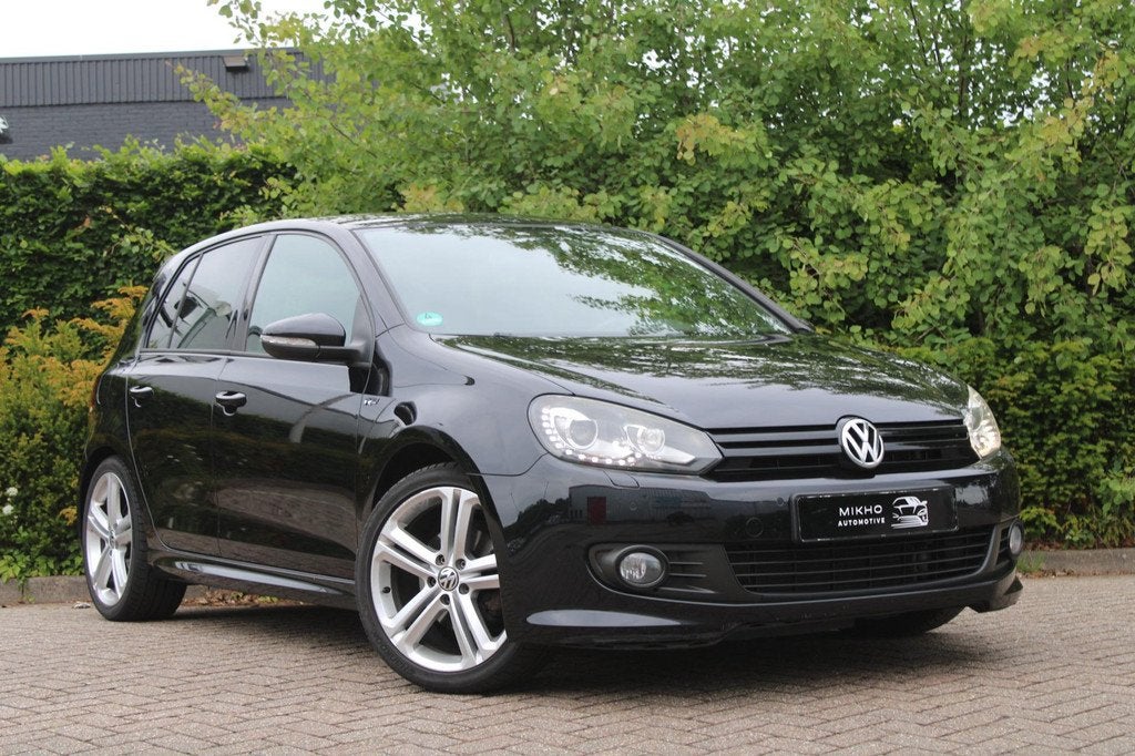 Volkswagen Golf 1.4 TSI 3X R-Line | Stoelverwarming | Camera, Voorwielaandrijving, Stof, Zwart, 4 cilinders