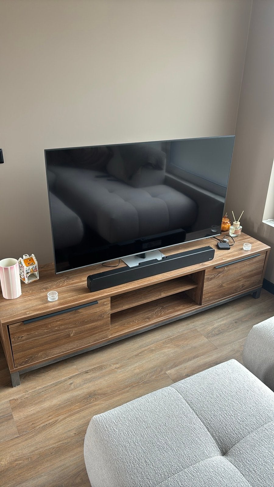 TV-meubel met opbergruimte - Zo goed als nieuw, Ophalen, 150 tot 200 cm, Zo goed als nieuw, Minder dan 100 cm