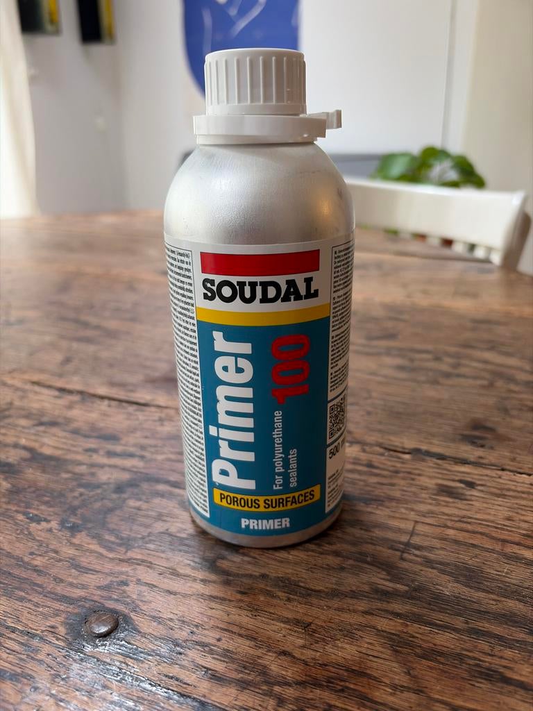 Soudal Primer 100, Minder dan 5 liter, Ophalen of Verzenden, Zo goed als nieuw, Overige kleuren